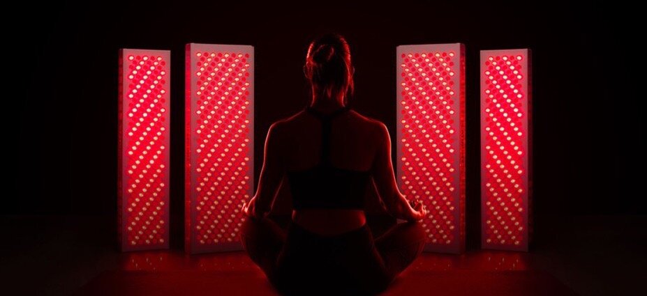 Meditation in front of redlight Best Picks, Best Red Light Therapy